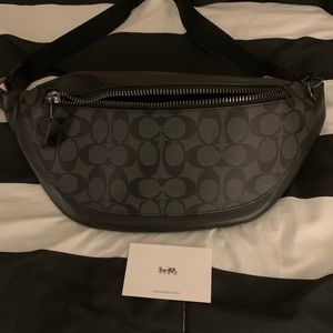 Coach Warren belt bag in signature print